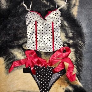 Can you say, incredibly seductive?!